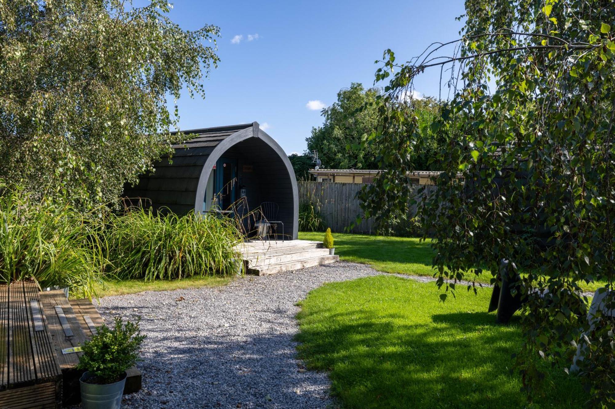 The Little Hide - Adult Only Camping Pods Wigginton  Exterior foto