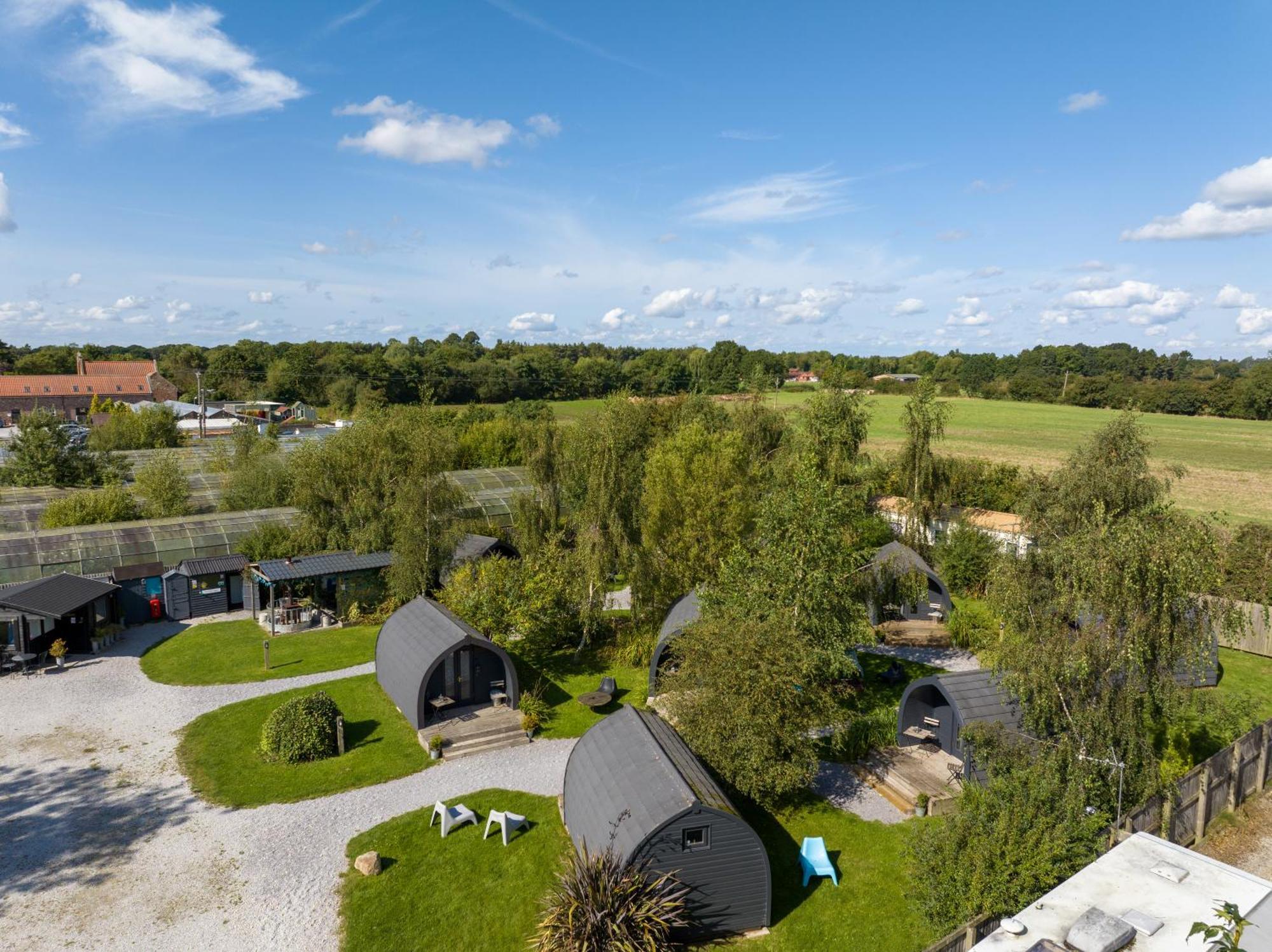 The Little Hide - Adult Only Camping Pods Wigginton  Exterior foto
