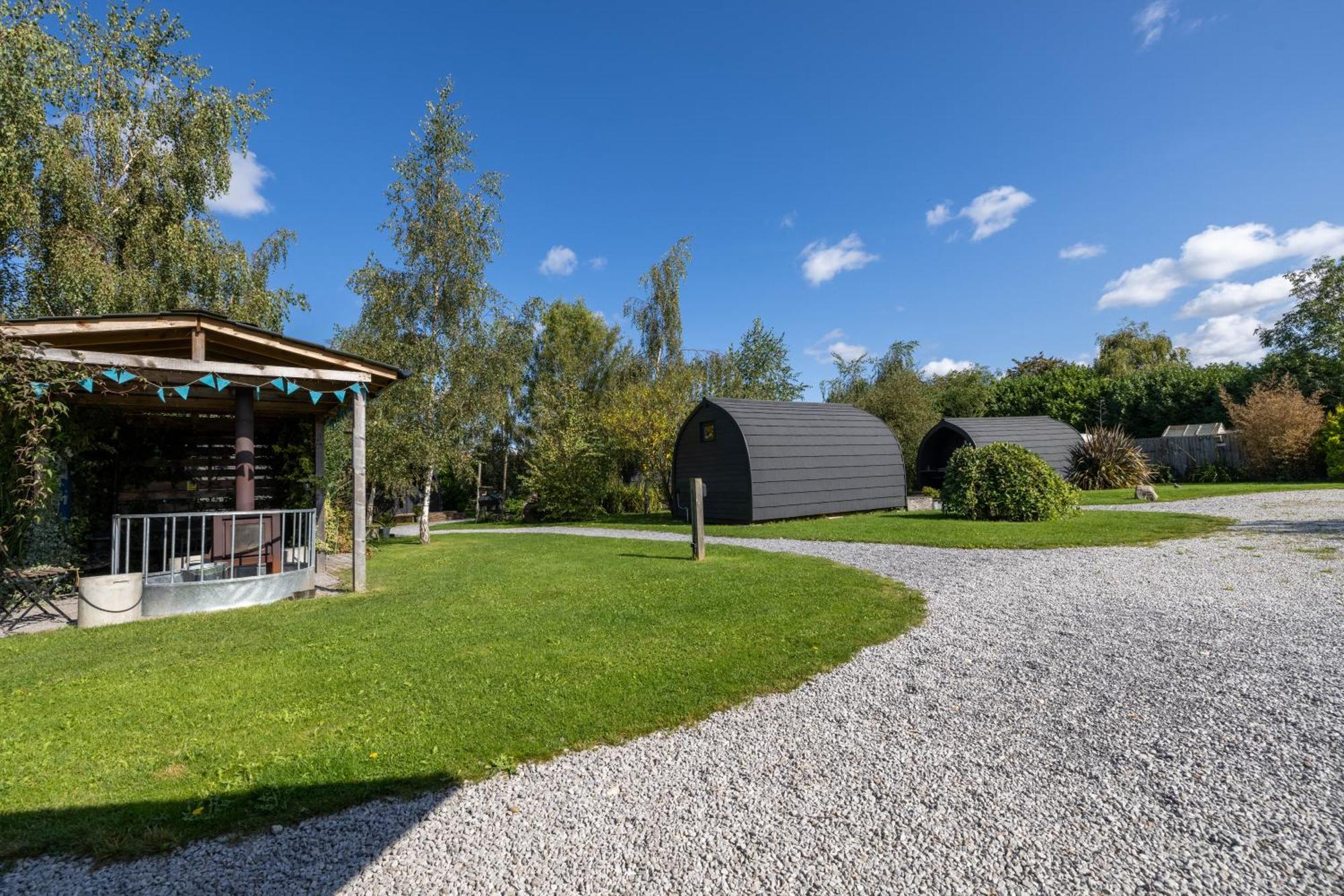 The Little Hide - Adult Only Camping Pods Wigginton  Exterior foto