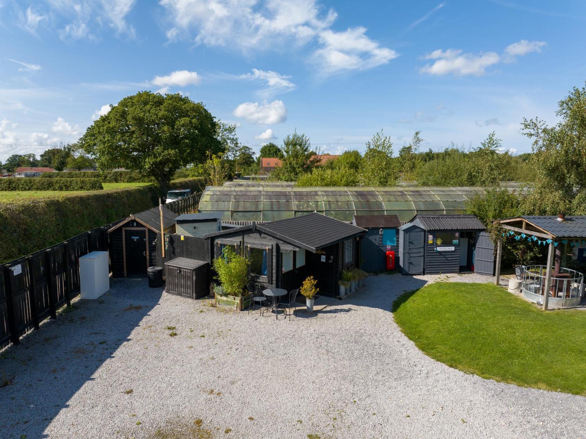 The Little Hide - Adult Only Camping Pods Wigginton  Exterior foto