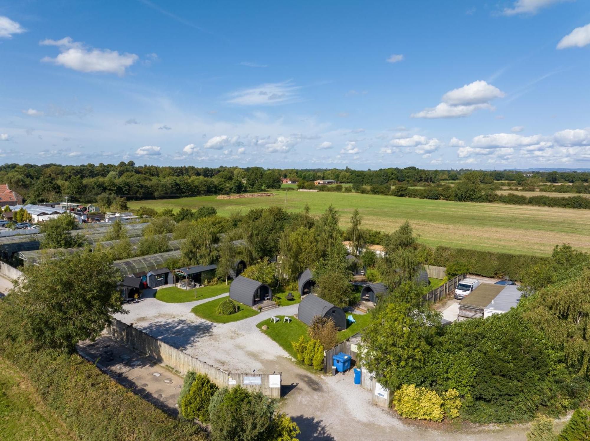 The Little Hide - Adult Only Camping Pods Wigginton  Exterior foto