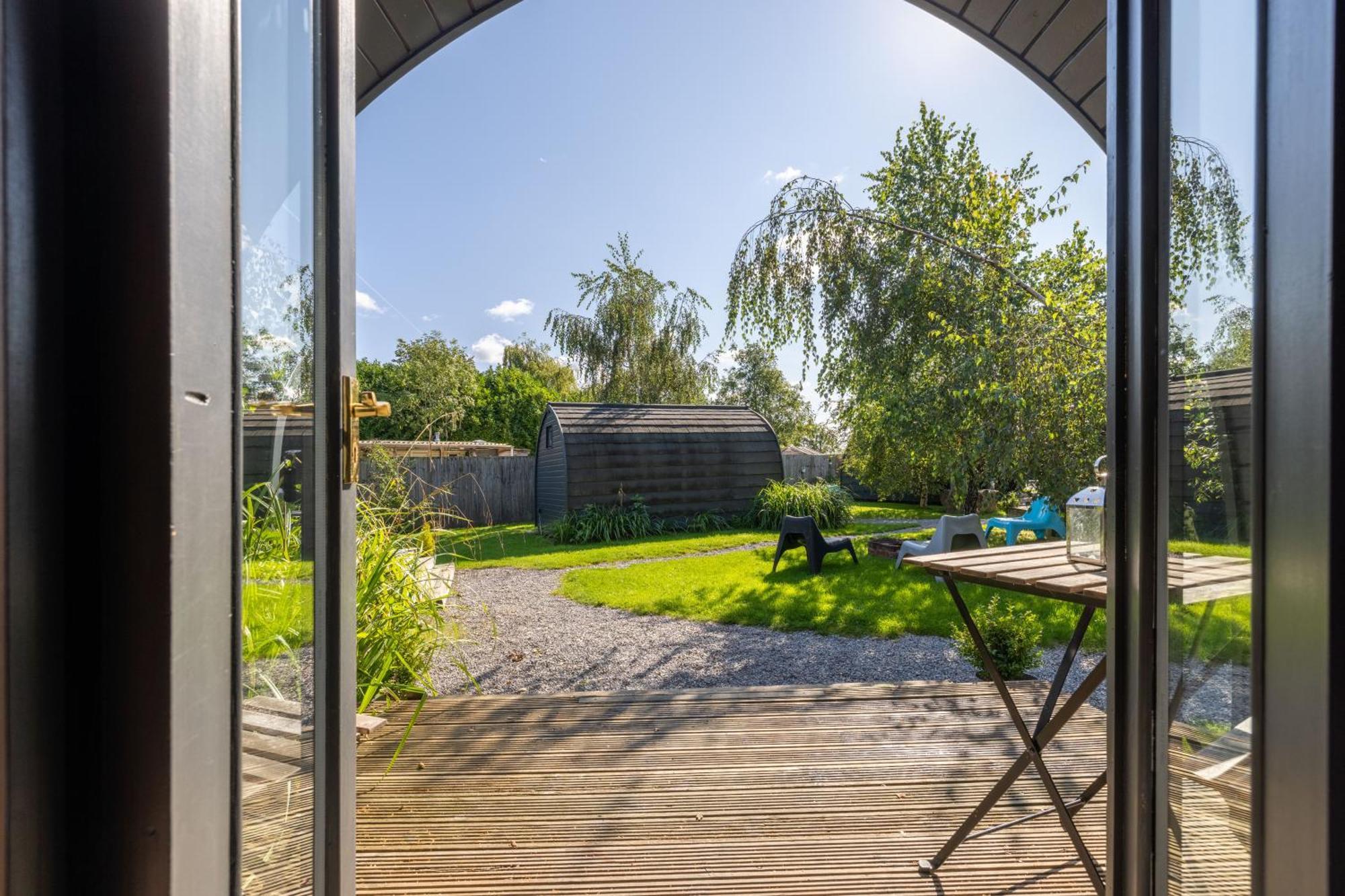 The Little Hide - Adult Only Camping Pods Wigginton  Exterior foto