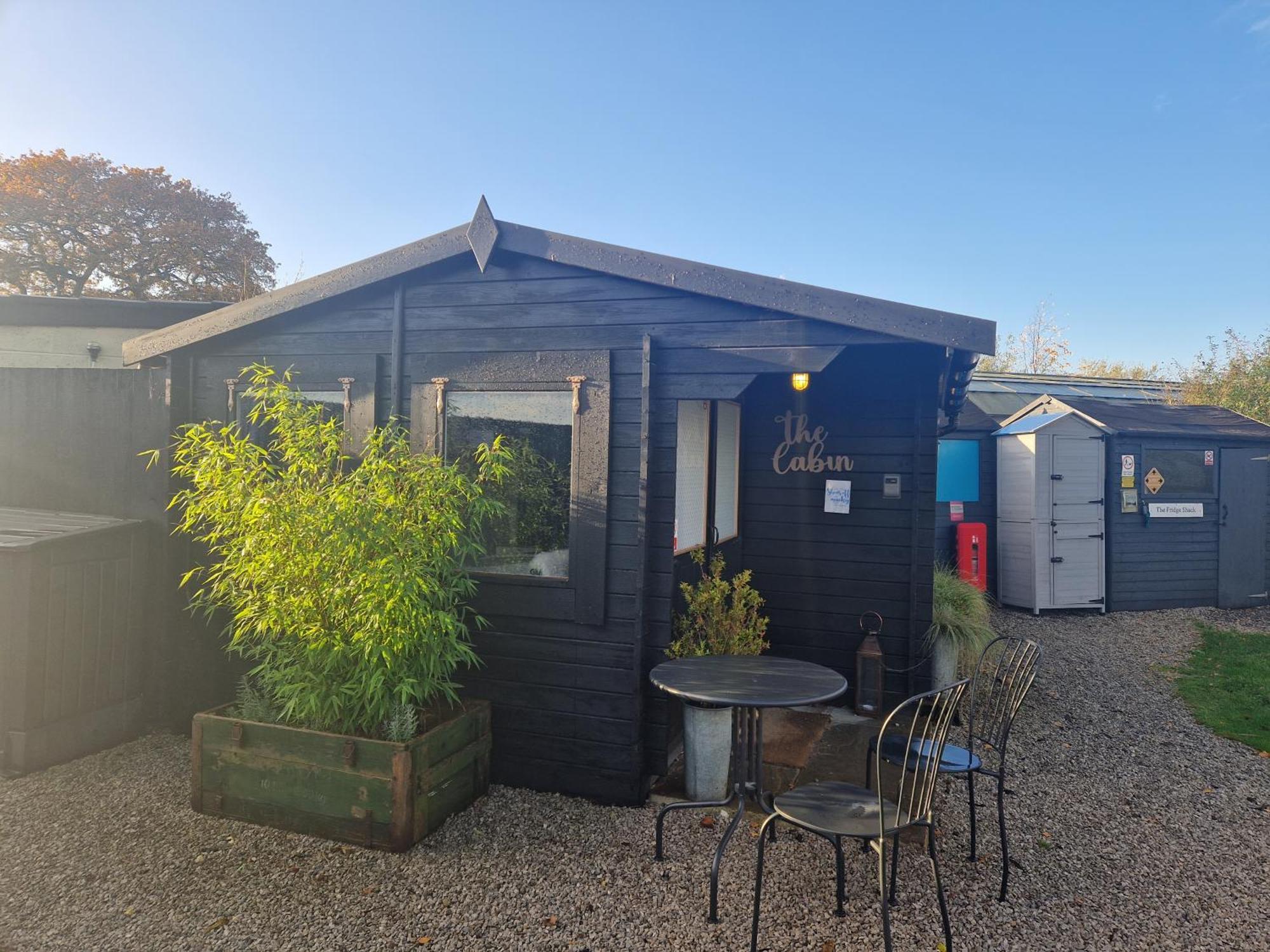 The Little Hide - Adult Only Camping Pods Wigginton  Exterior foto